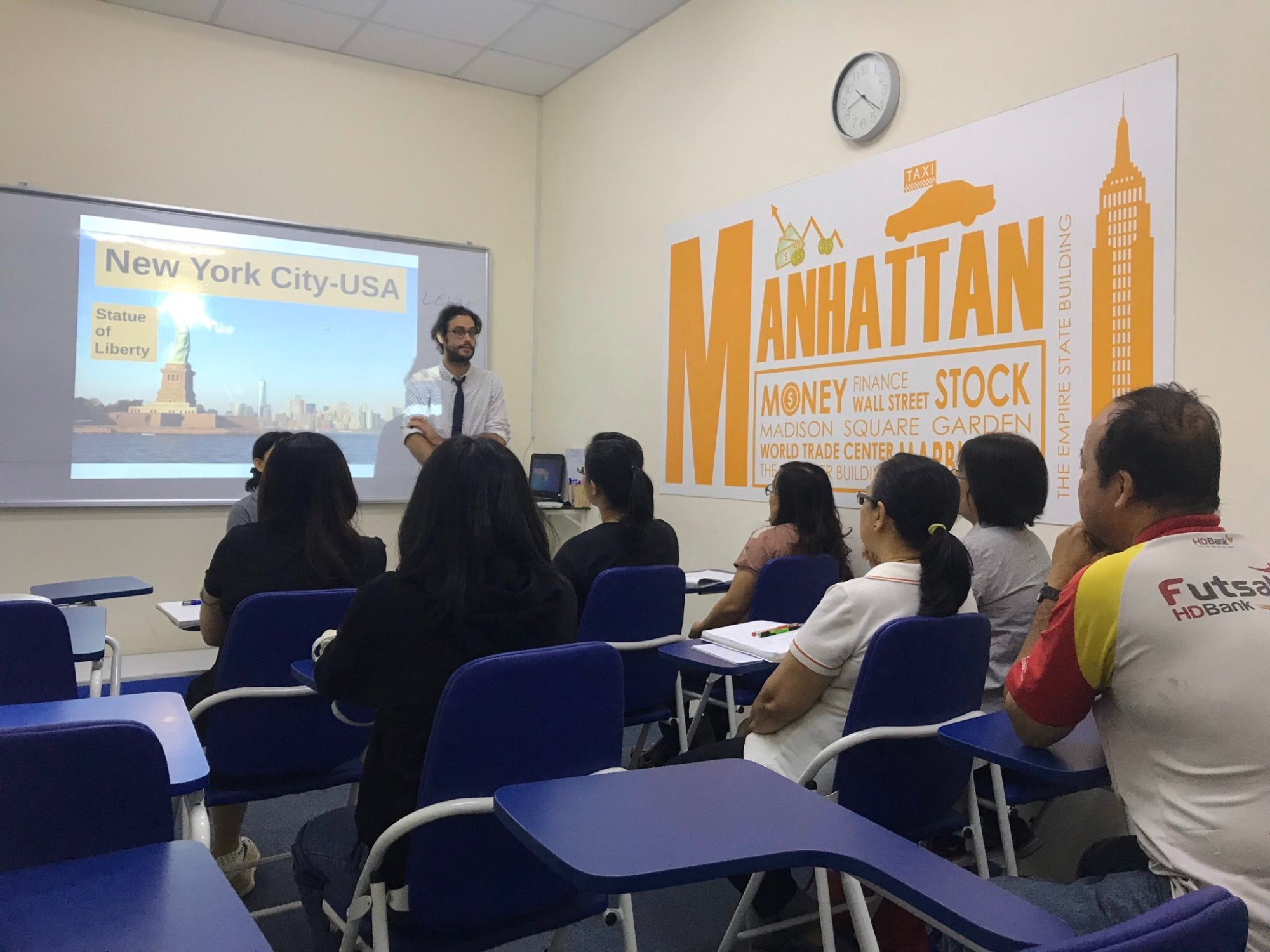 Cung cấp giáo viên nước ngoài cho Trung tâm ngoại ngữ